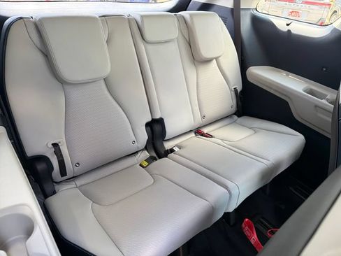 New 2026 Kia Carnival SX Prestige FWD image 23