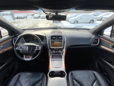 Used 2019 Lincoln Nautilus Select image 31