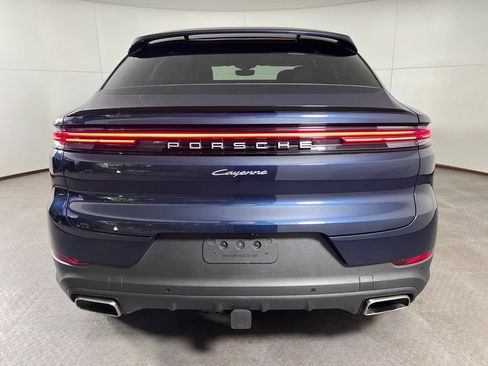 Certified 2024 Porsche Cayenne Coupe AWD/4WD image 6