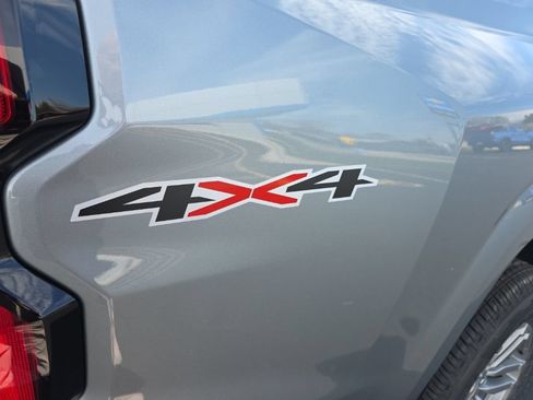 New 2026 Chevrolet Colorado LT AWD/4WD image 9