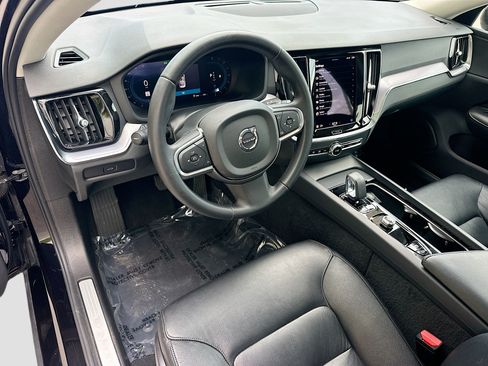Used 2024 Volvo S60 B5 Core FWD image 9