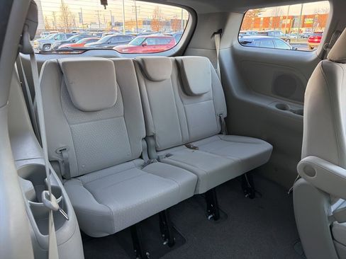 Certified 2018 Kia Sedona L image 18