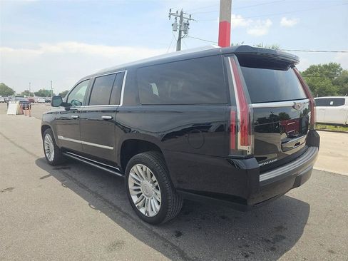 Used 2016 Cadillac Escalade ESV Platinum AWD/4WD image 6