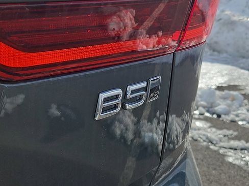 New 2026 Volvo XC60 B5 Plus w/ Protection Package Premier image 21