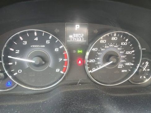 Used 2011 Subaru Outback 2.5i Premium w/ All-Weather Pkg image 9