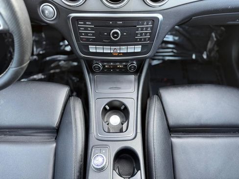 Used 2018 Mercedes-Benz CLA 250 4MATIC image 15