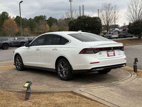 Used 2024 Honda Accord EX-L image 5