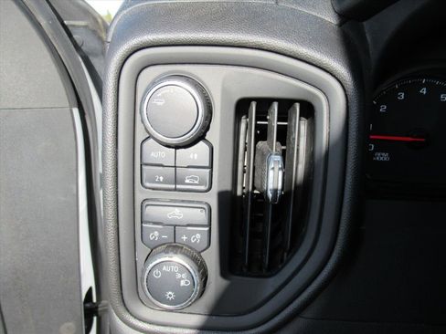 Used 2022 Chevrolet Silverado 1500 W/T w/ WT Fleet Convenience Package image 17