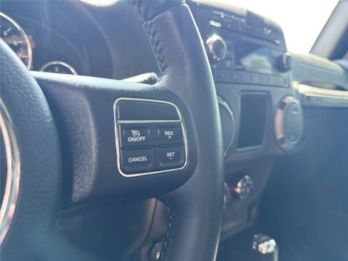 Used 2017 Jeep Wrangler Sport w/ Connectivity Group AWD/4WD image 22