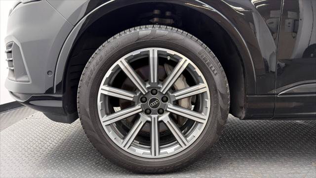 Used 2023 Audi Q7 2.0T Premium Plus w/ Premium Plus Package AWD/4WD image 37