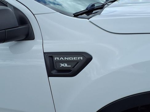 Used 2019 Ford Ranger XL w/ Equipment Group 101A Mid RWD image 11