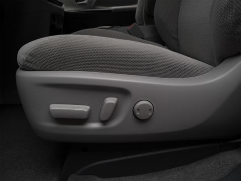 Used 2020 Toyota Sienna LE FWD image 26