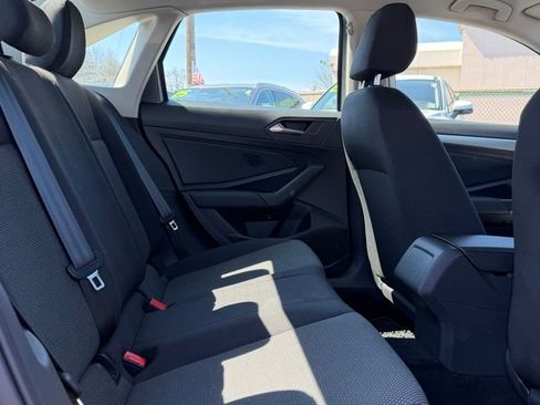Used 2021 Volkswagen Jetta S w/ Driver Assistance Package image 10