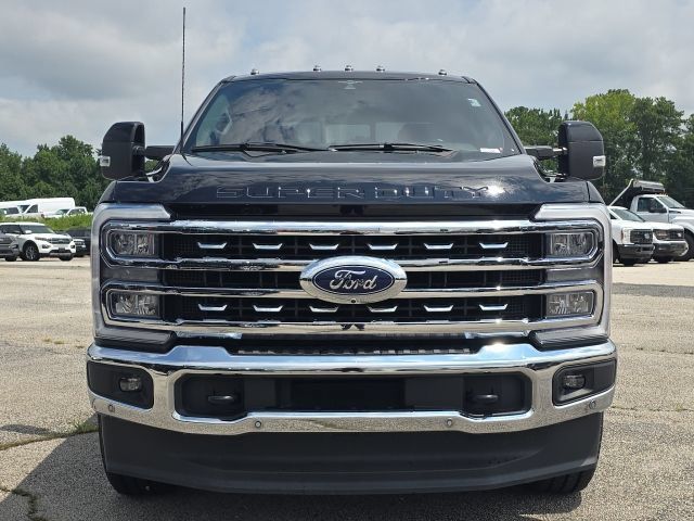 Certified 2023 Ford F250 Lariat w/ Lariat Ultimate Package AWD/4WD image 9