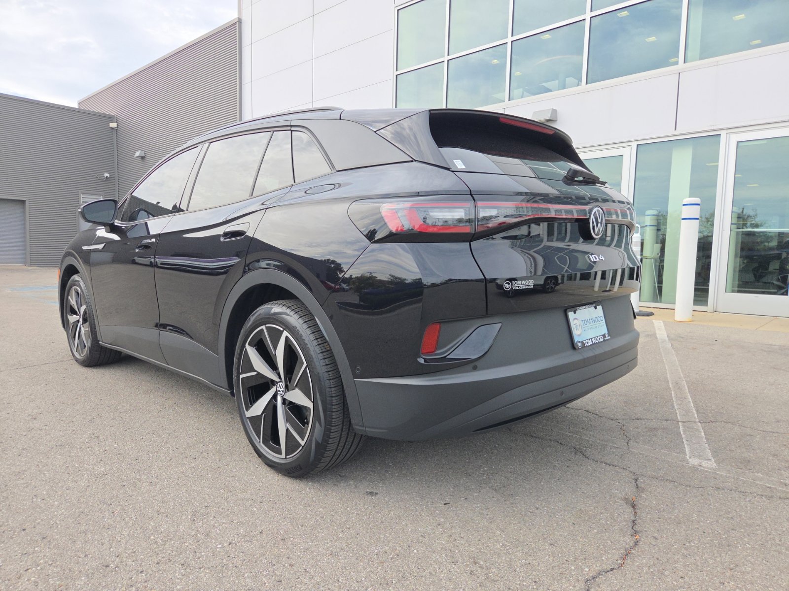 Used 2023 Volkswagen ID.4 Pro S RWD image 10
