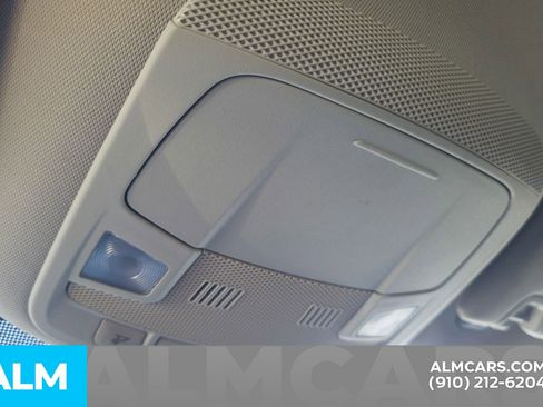 Used 2024 Ford Edge SEL image 35