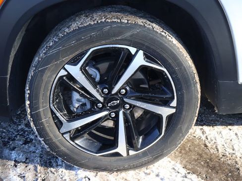Certified 2023 Chevrolet TrailBlazer RS w/ Sun and Liftgate Package image 14