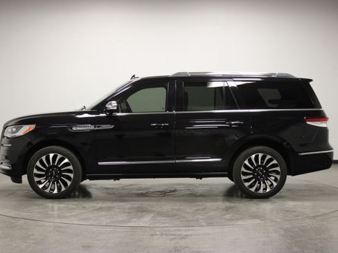Used 2023 Lincoln Navigator Black Label AWD/4WD image 5