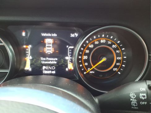 Used 2020 Jeep Wrangler Unlimited Sahara w/ Dual Top Group image 25