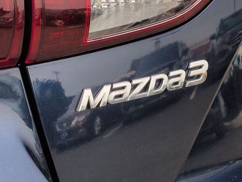 Used 2017 MAZDA MAZDA3 Touring image 13