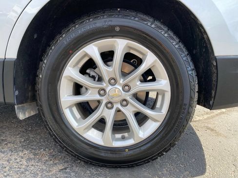 Used 2020 Chevrolet Equinox LT w/ Driver Convenience Package FWD image 23