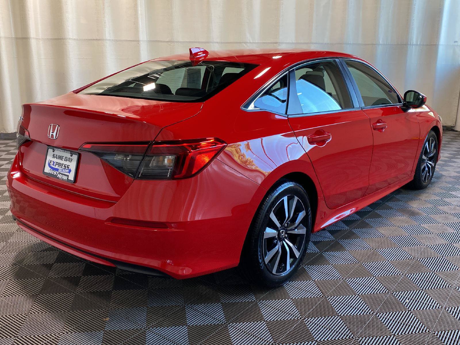 Used 2024 Honda Civic EX image 7