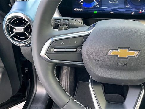 New 2026 Chevrolet Equinox EV LT FWD image 19