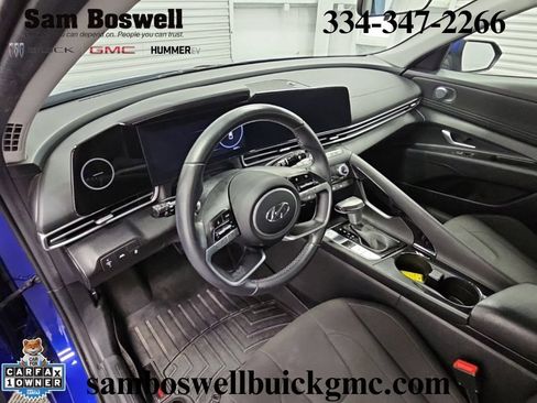 Used 2023 Hyundai Elantra SEL w/ Convenience Package FWD image 11