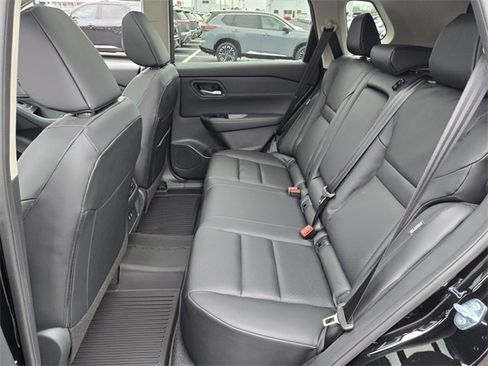 New 2026 Nissan Rogue SV image 7