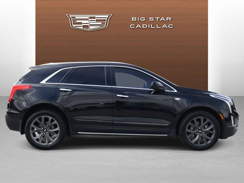 Used 2018 Cadillac XT5 Luxury w/ Driver Awareness Package image 6