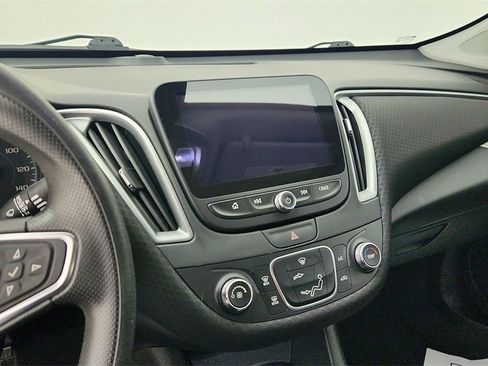 Certified 2019 Chevrolet Malibu LS image 22