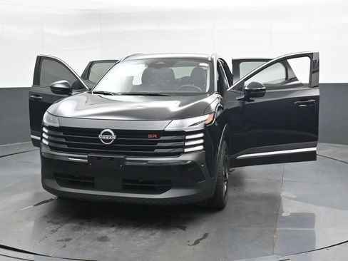 Used 2025 Nissan Kicks SR AWD/4WD image 43