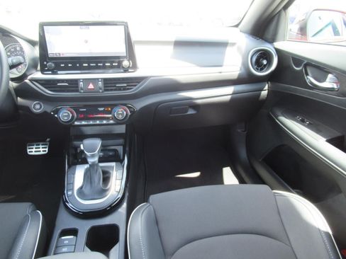 Used 2024 Kia Forte GT-Line FWD image 14