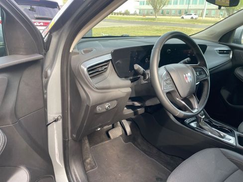Used 2025 Buick Encore GX Preferred image 33