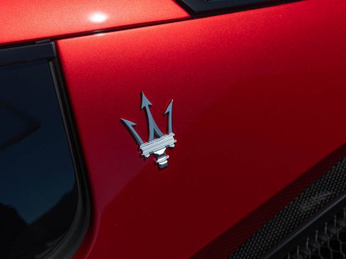 Used 2022 Maserati MC20 Coupe image 25