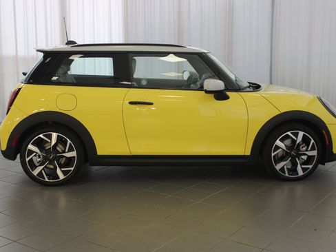 New 2026 MINI Cooper S FWD image 7
