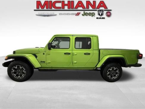 New 2026 Jeep Gladiator Sahara image 1