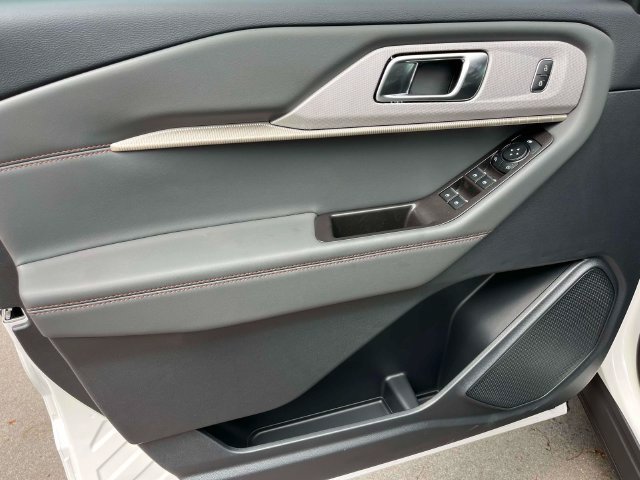 New 2026 Ford Explorer Active w/ Active Comfort Package RWD image 20