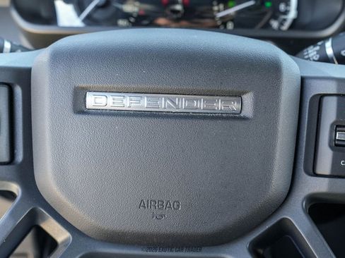 Used 2023 Land Rover Defender 90 X-Dynamic SE AWD/4WD image 32
