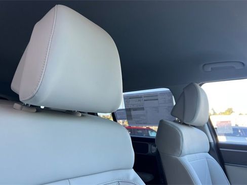 New 2026 Hyundai Santa Fe SEL image 18