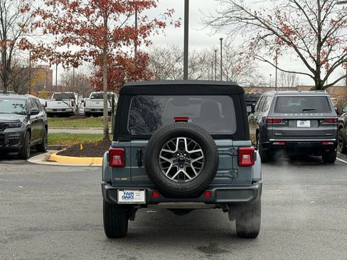 Certified 2024 Jeep Wrangler Sahara image 8