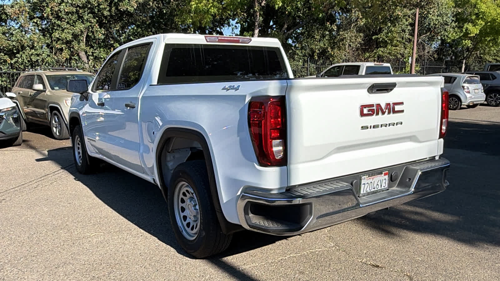 Used 2023 GMC Sierra 1500 Pro AWD/4WD image 7