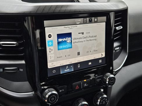 New 2026 RAM 1500 Express AWD/4WD image 17