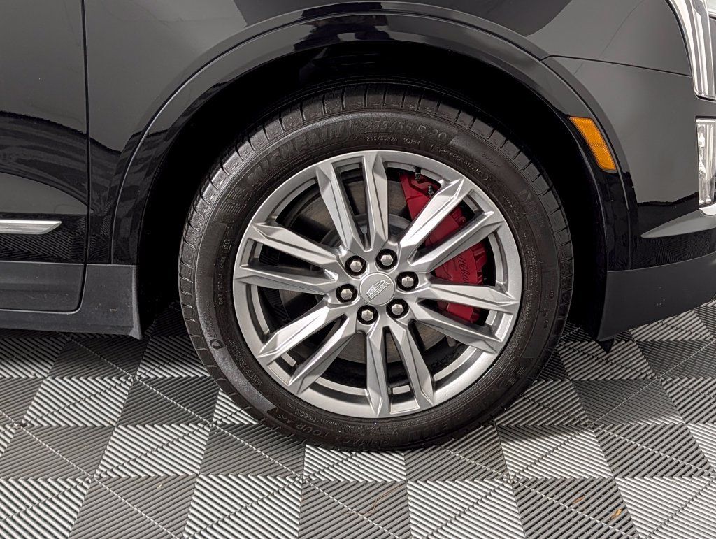Used 2024 Cadillac XT5 Sportv AWD/4WD image 12