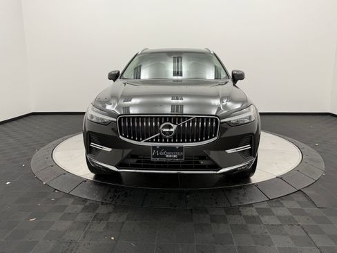Certified 2023 Volvo XC60 B5 Ultimate AWD/4WD image 2