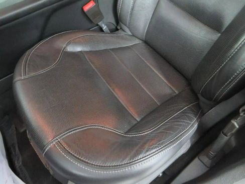 Used 2018 Ford Taurus Limited image 35