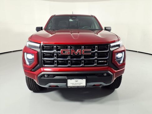 Used 2025 GMC Canyon AT4 image 24