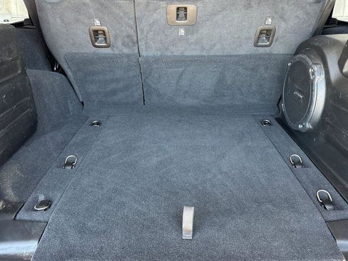Used 2021 Jeep Wrangler Unlimited Sahara AWD/4WD image 15