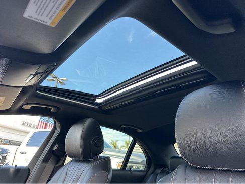 Used 2019 Mercedes-Benz E 300 image 7