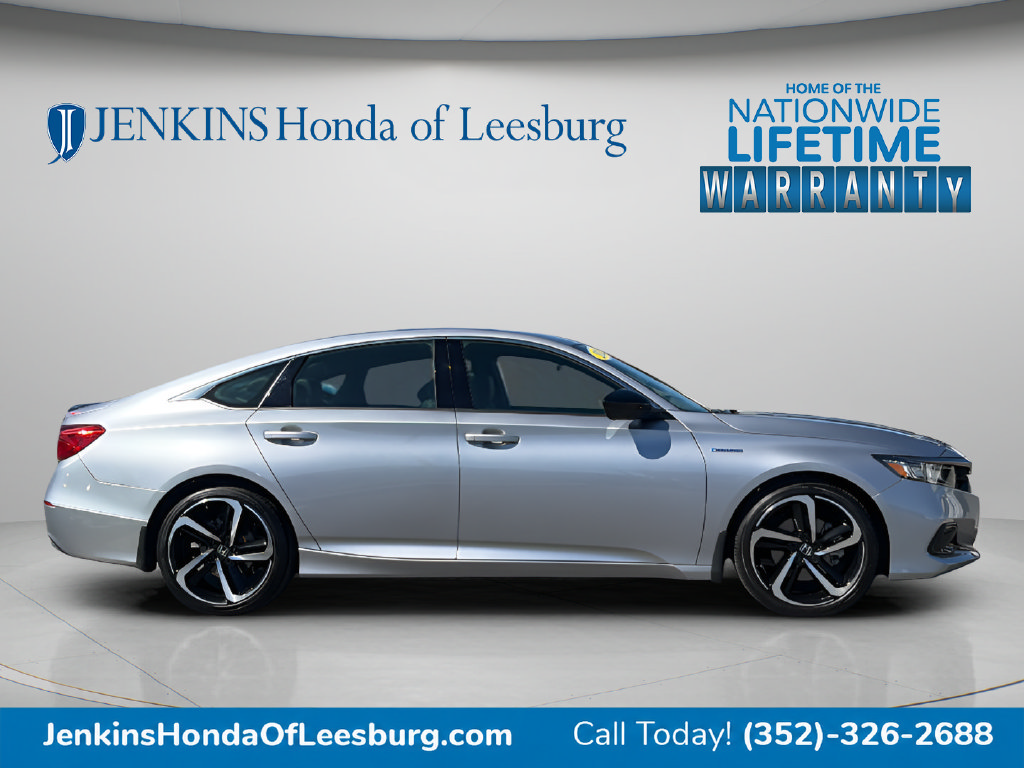 Used 2022 Honda Accord Sport image 2